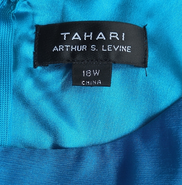 Tahari Sheath Dress Size 18W Turquoise Ombre Chiffon - Picture 2 of 5